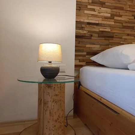 Апартаменты Landhof Kreuzsalgut *