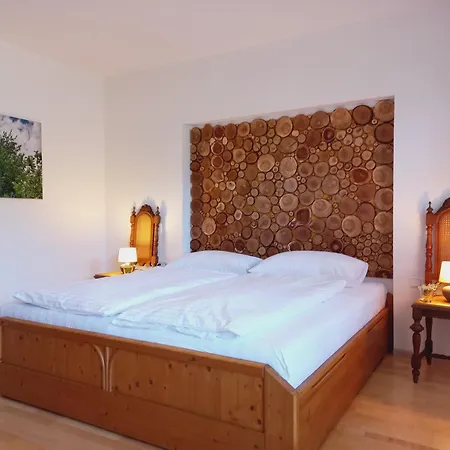 Landhof Kreuzsalgut Апартаменты *