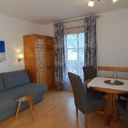 Landhof Kreuzsalgut Apartman Wagrain